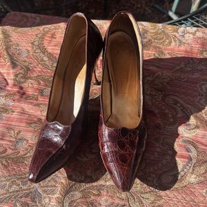 1940s 1950s Valley Shoes Crocodile handcrafted heels size 9.5